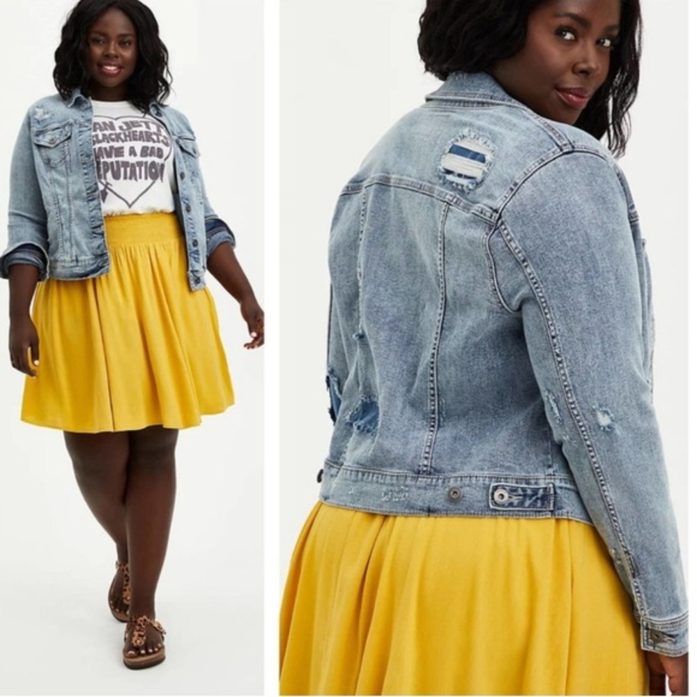Torrid Denim Jacket Light Wash Distressed Plus Size Casual Layering Grunge